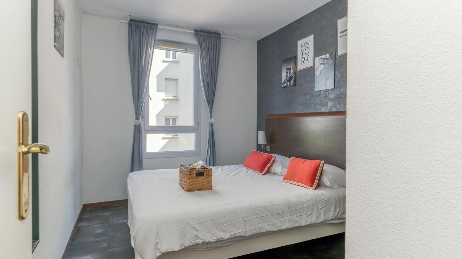 R'Apparts T2 Le New York Grenoble Appartement